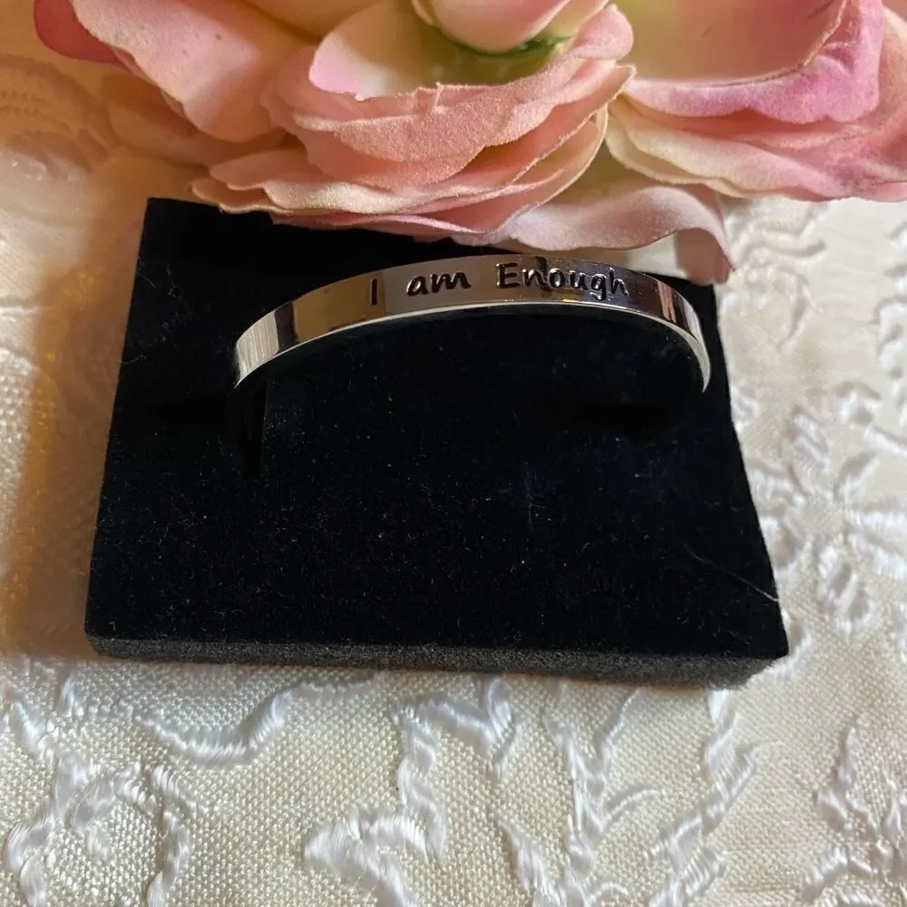 🛍 I am enough Cuff Silver Bracelet